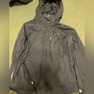 Women’s Columbia rain jacket